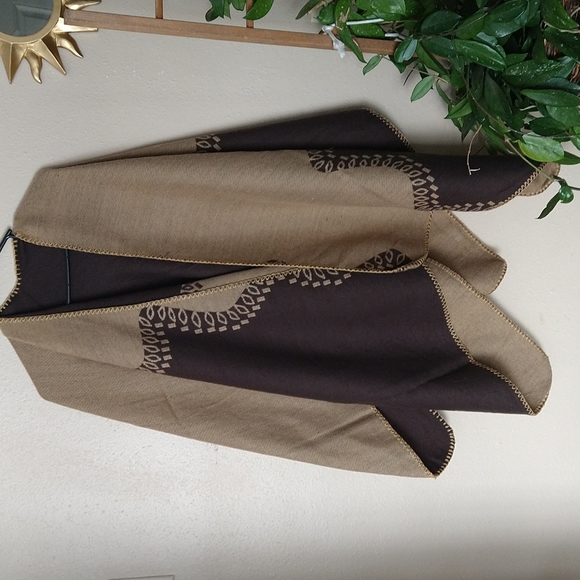 Sweaters - Western Reversible Shawl/Poncho